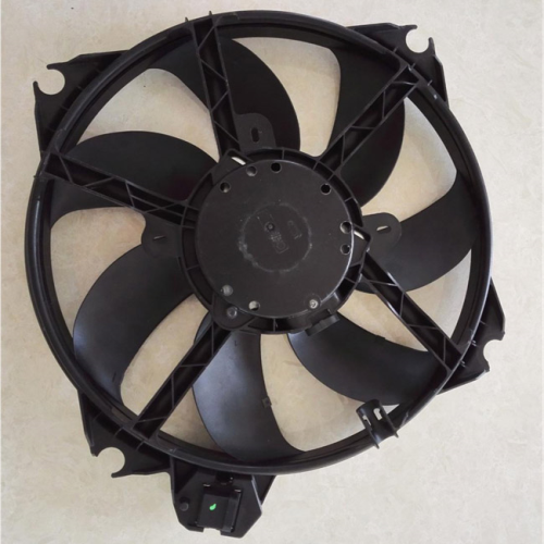 Quạt tản nhiệt cho MEGane 2009-2014 214810898R